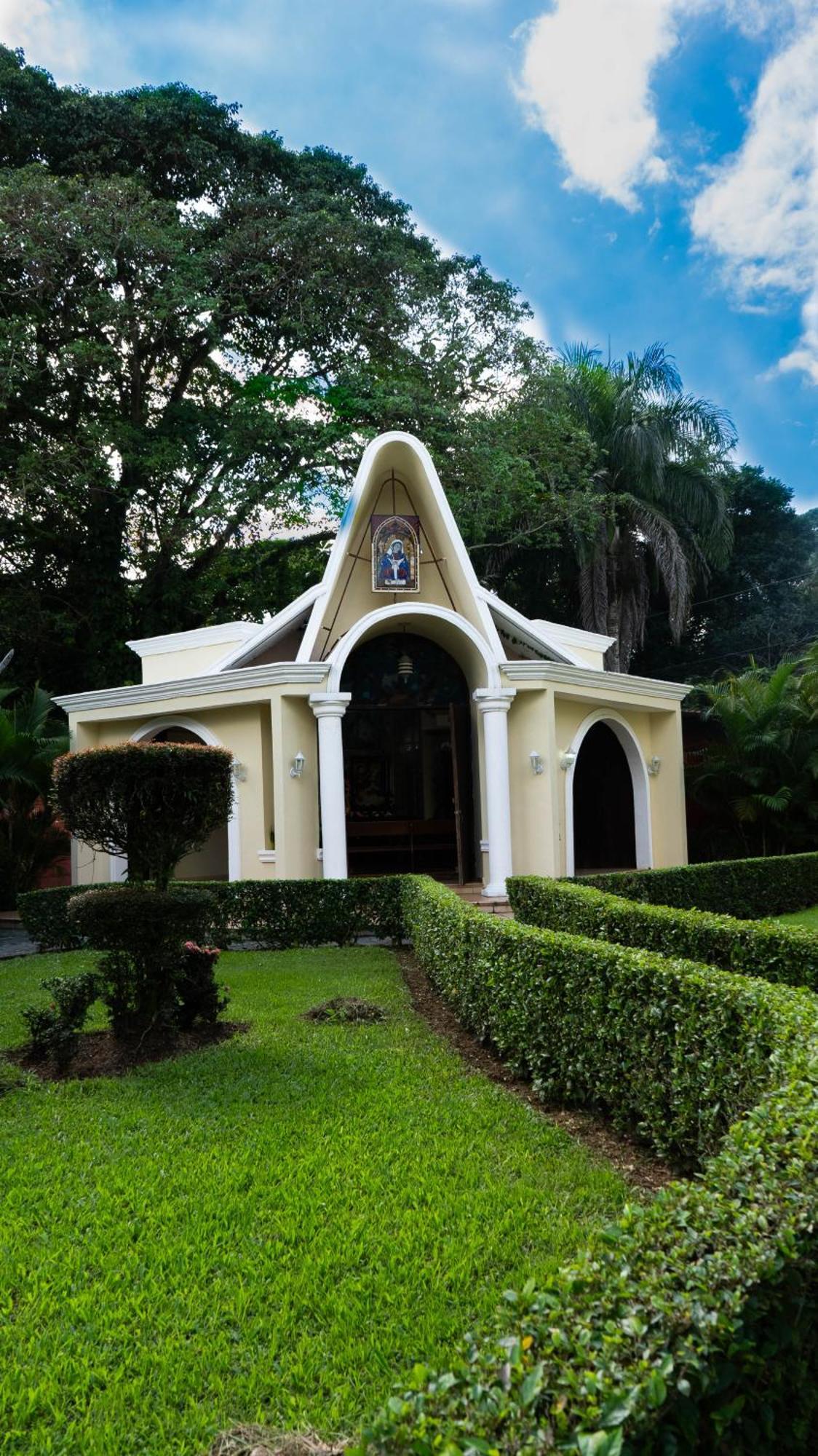 Guacamayos Hotel Bonao Ngoại thất bức ảnh