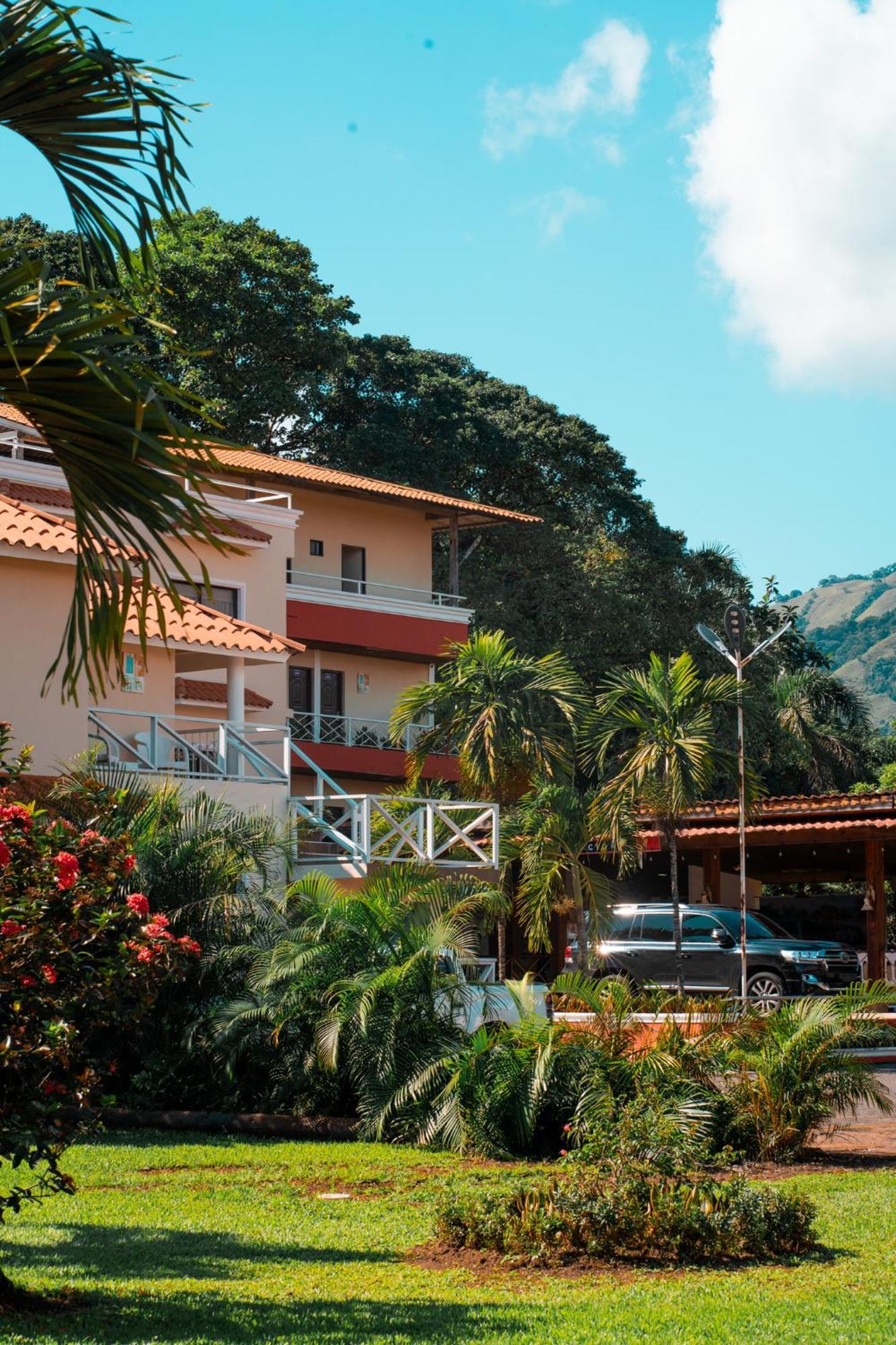 Guacamayos Hotel Bonao Ngoại thất bức ảnh