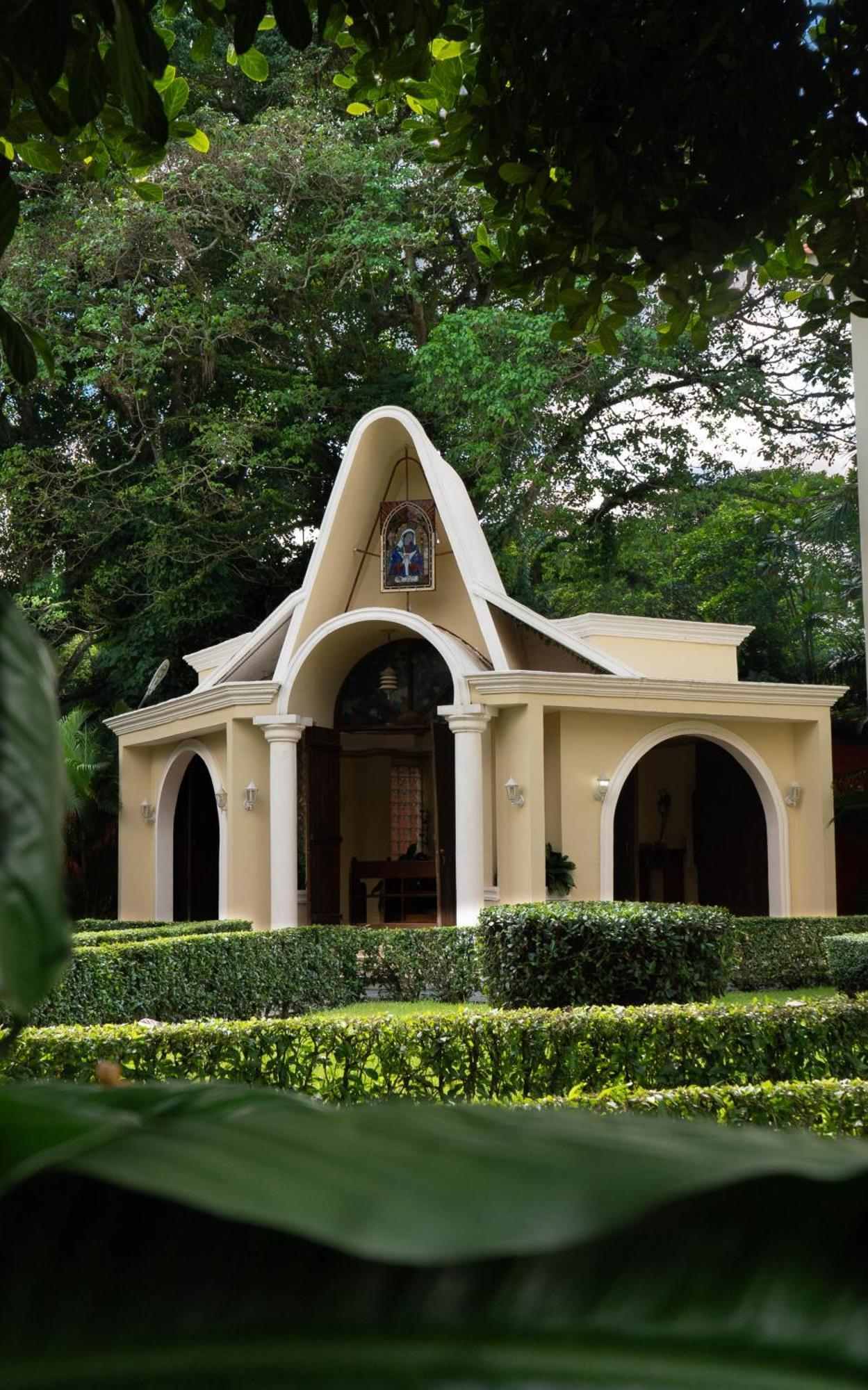 Guacamayos Hotel Bonao Ngoại thất bức ảnh